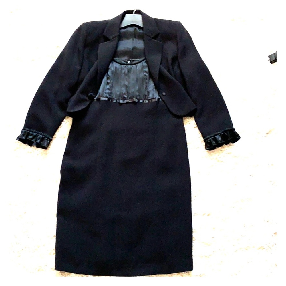 Tahari black cocktail dress w/jacket. The detail!